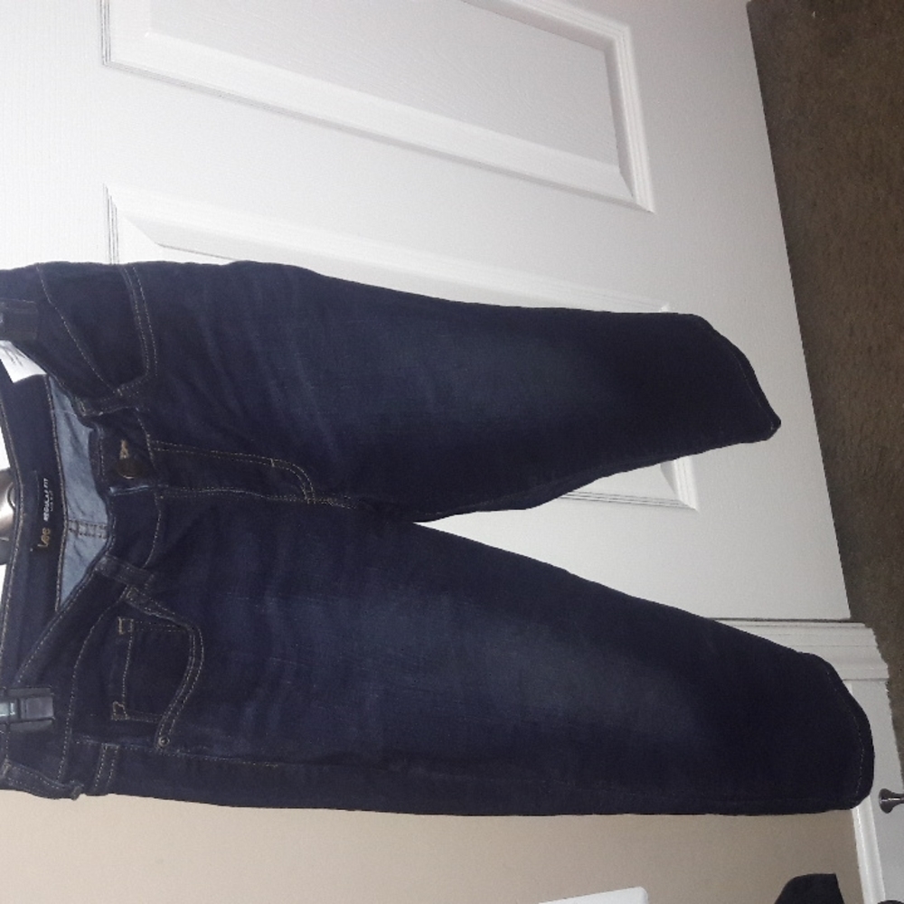 Women's Lee Mid Rise Capris NWOT